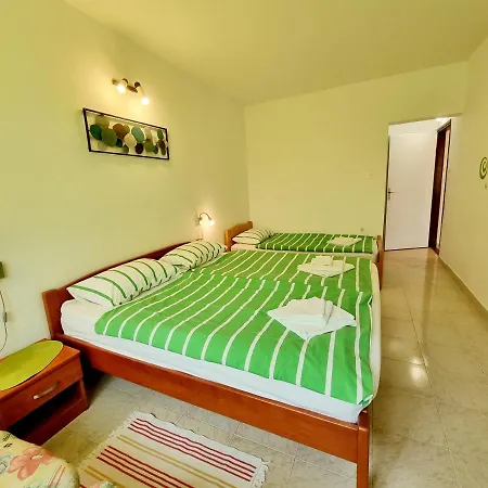 Ferienhaus Ara-zarok