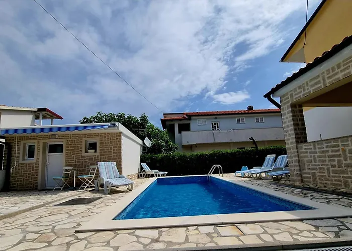 Ferienhaus Ara-zarok Baška